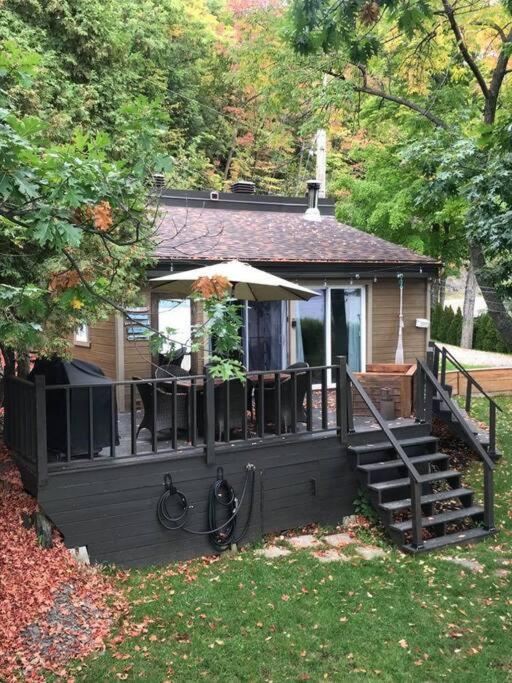 Om Chalet 2 Avec Spa Et Foyer Borde Du Fleuve St-Pierre-de-l'Île-d'Orléans Exterior foto